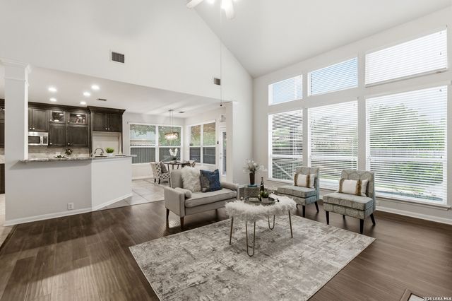 922 Desert Blf, San Antonio, TX 78258