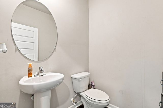 154 Silver Birch Pass, Newnan, GA 30265