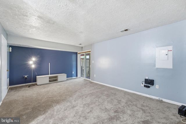 10703 CAMPUS WAY S, Upper Marlboro, MD 20774