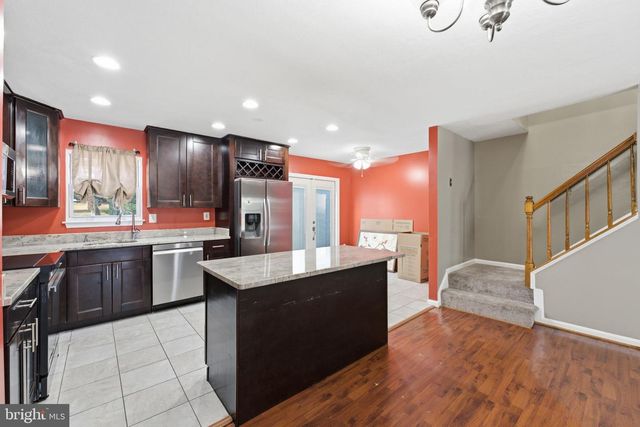 10703 CAMPUS WAY S, Upper Marlboro, MD 20774