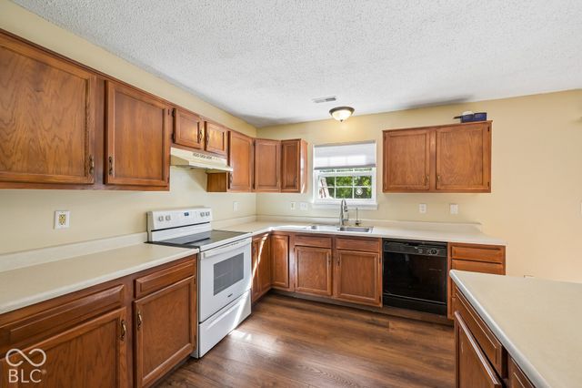6041 Denise Drive, Indianapolis, IN 46221