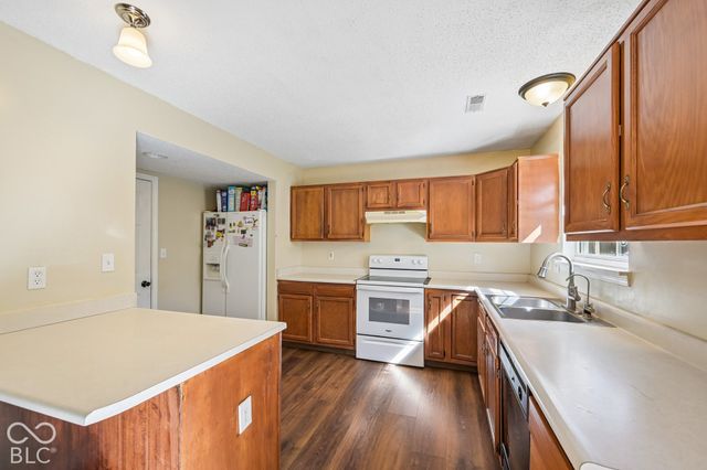 6041 Denise Drive, Indianapolis, IN 46221