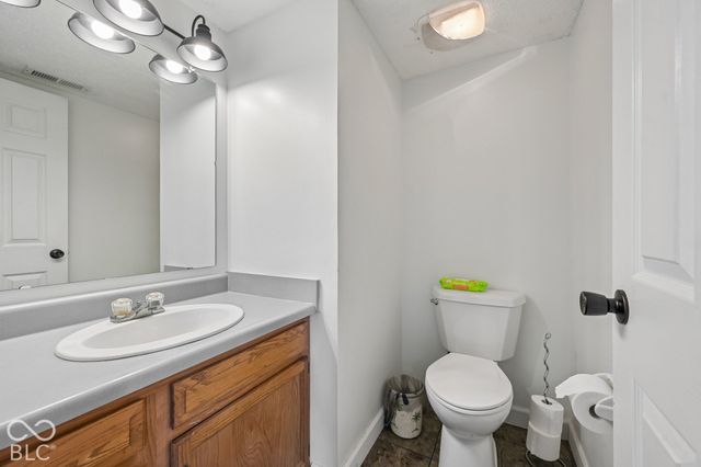 6041 Denise Drive, Indianapolis, IN 46221
