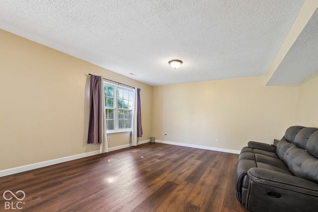 6041 Denise Drive, Indianapolis, IN 46221