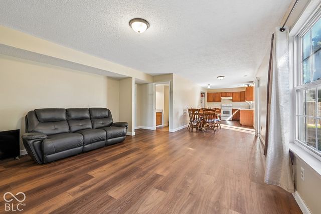 6041 Denise Drive, Indianapolis, IN 46221