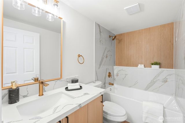 1229 S 312th Street, Federal Way, WA 98003