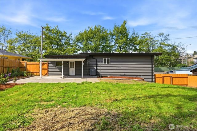 1229 S 312th Street, Federal Way, WA 98003