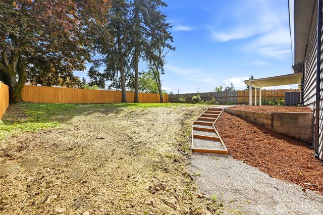 1229 S 312th Street, Federal Way, WA 98003