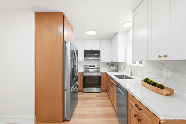 1229 S 312th Street, Federal Way, WA 98003
