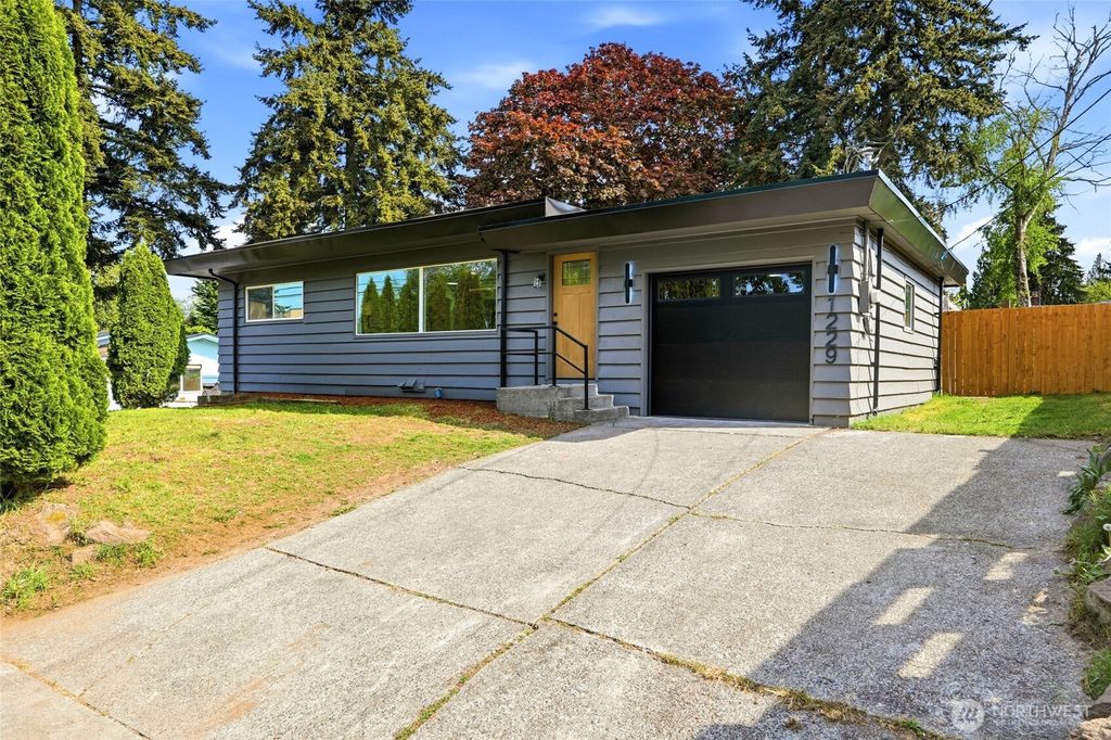 1229 S 312th Street, Federal Way, WA 98003