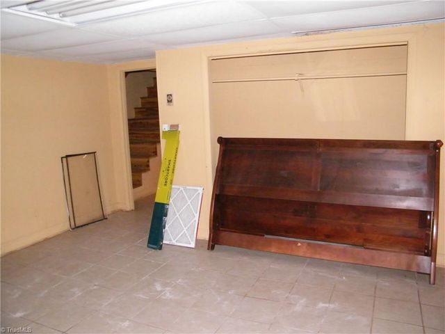 3501 Bates Drive, Winston-salem, NC 27105