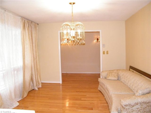 3501 Bates Drive, Winston-salem, NC 27105