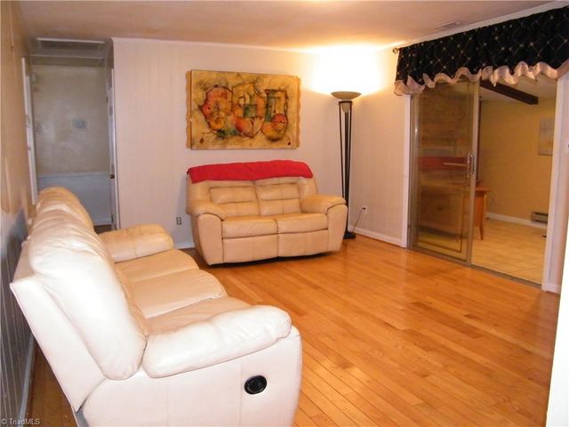 3501 Bates Drive, Winston-salem, NC 27105