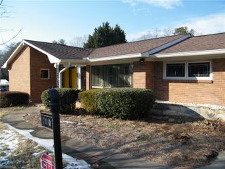 3501 Bates Drive, Winston-salem, NC 27105