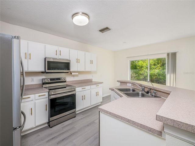 9619 CARLSDALE DRIVE, Riverview, FL 33578