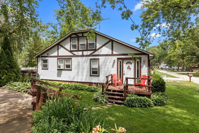 4117 Chestnut AVENUE, Delavan, WI 53115