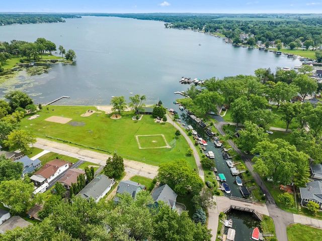 4117 Chestnut AVENUE, Delavan, WI 53115