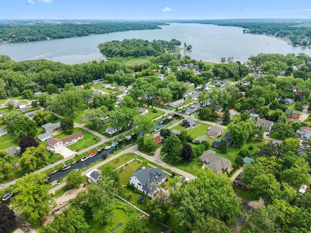 4117 Chestnut AVENUE, Delavan, WI 53115