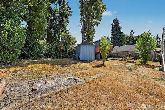 3125 Oas Drive W, University Place, WA 98466