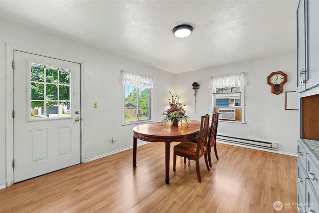 3125 Oas Drive W, University Place, WA 98466