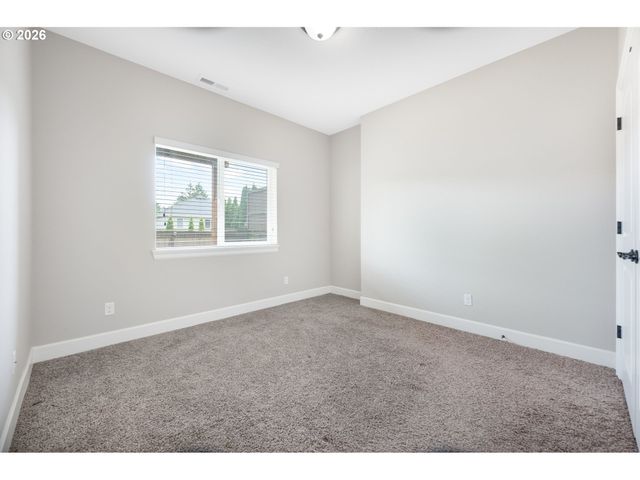 10729 Nw GLENMORE Way, Portland, OR 97229