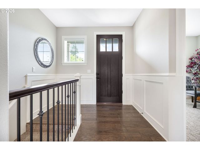 10729 Nw GLENMORE Way, Portland, OR 97229