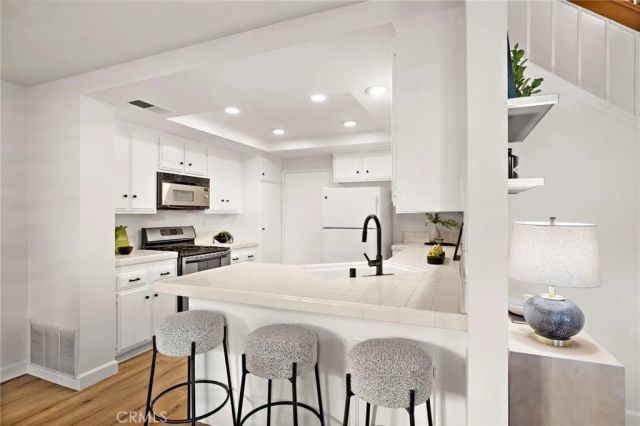 18044 Courreges Court, Fountain Valley, CA 92708