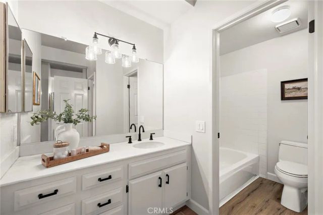 18044 Courreges Court, Fountain Valley, CA 92708