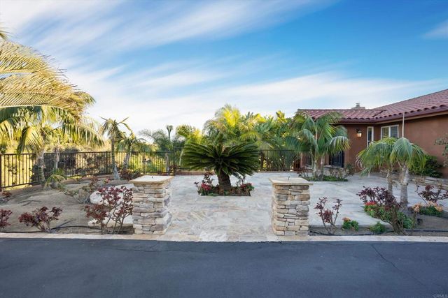 2440 Los Alisos, Fallbrook, CA 92028