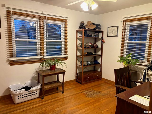 1614 ELMWOOD Street, South Jacksonville, IL 62650