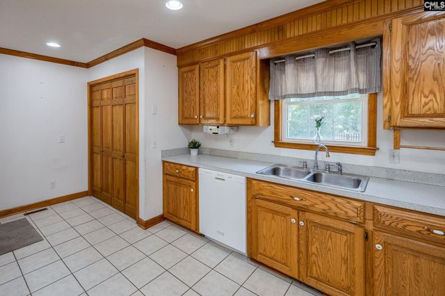 300 Pat Road, Lexington, SC 29073