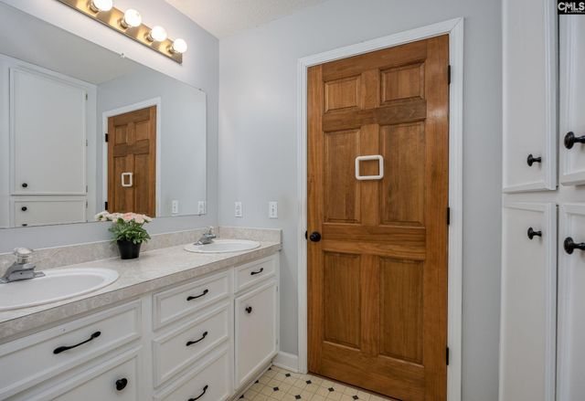 300 Pat Road, Lexington, SC 29073