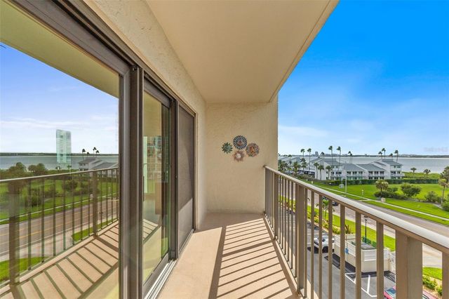 1480 GULF BOULEVARD 409, Clearwater Beach, FL 33767