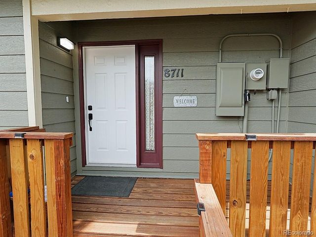 8711 Carr Loop, Arvada, CO 80005