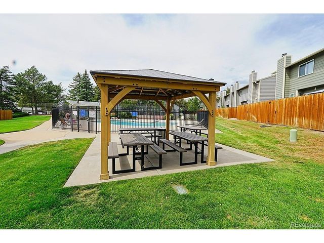 8711 Carr Loop, Arvada, CO 80005