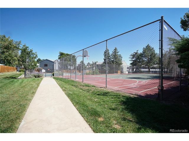 8711 Carr Loop, Arvada, CO 80005