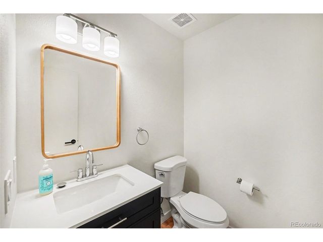 8711 Carr Loop, Arvada, CO 80005