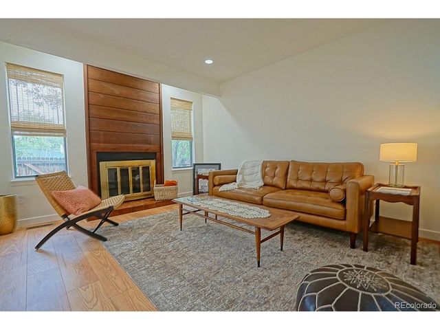 8711 Carr Loop, Arvada, CO 80005