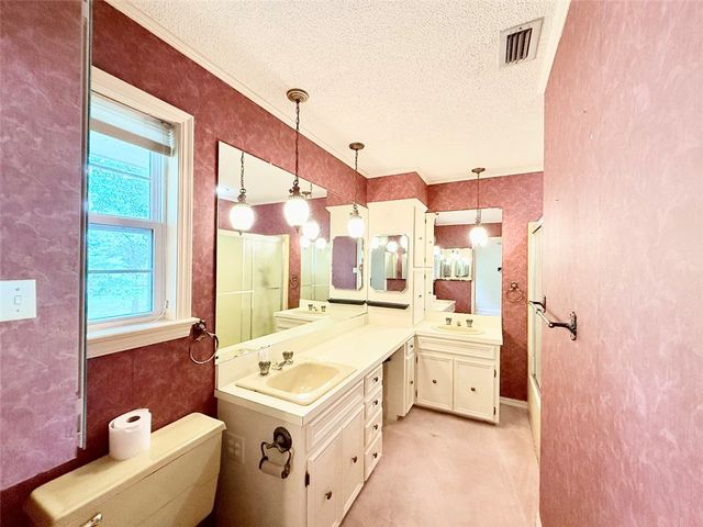 204 E Shore Drive, Russellville, AR 72802