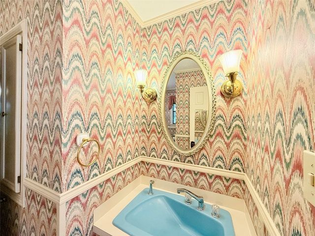 204 E Shore Drive, Russellville, AR 72802