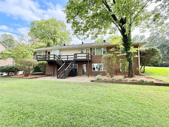 204 E Shore Drive, Russellville, AR 72802