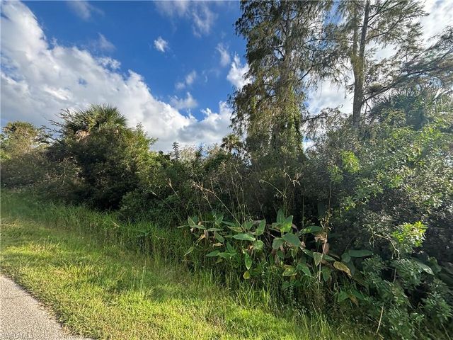 xxx37th AVE NE, Naples, FL 34120