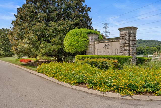 901 Bridgewater Ct, Nashville, TN 37221
