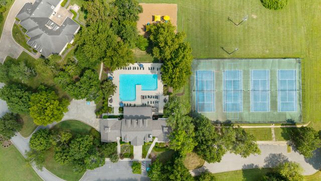 901 Bridgewater Ct, Nashville, TN 37221