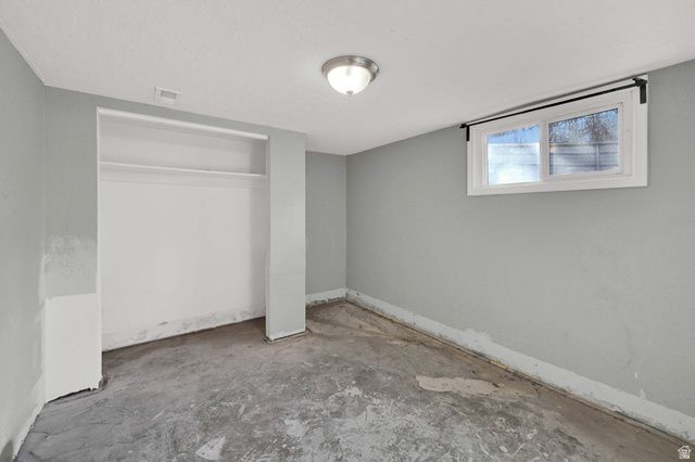 895 SULLIVAN RD, Ogden, UT 84403