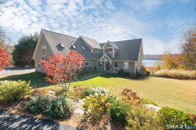 54 Indian Trail, Brookfield, CT 06804