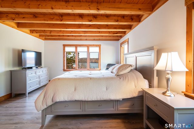 54 Indian Trail, Brookfield, CT 06804