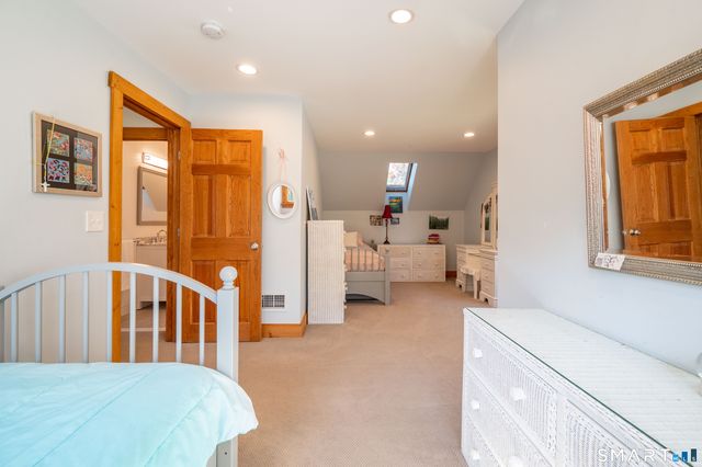 54 Indian Trail, Brookfield, CT 06804