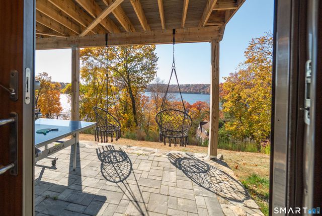 54 Indian Trail, Brookfield, CT 06804