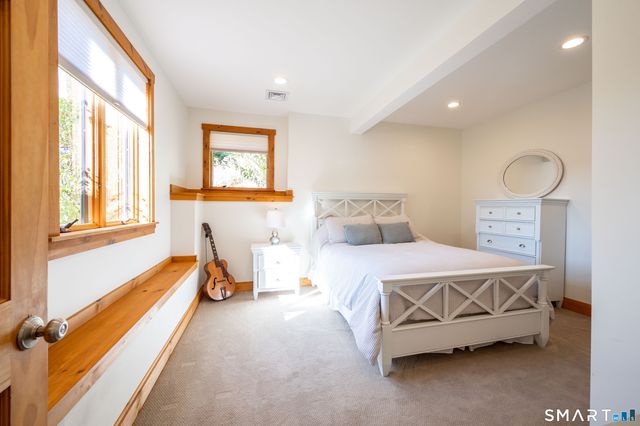 54 Indian Trail, Brookfield, CT 06804